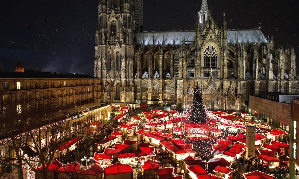 Vista aerea mercadillo navidad en munich